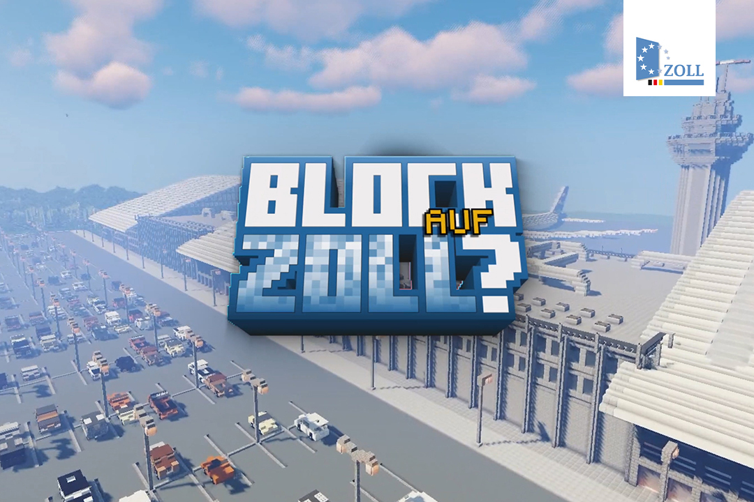 Screenshot aus dem Minecraft Videospiel mit einem aus Spielblöcken erstellten Flughafen, mit Parkplatz und parkenden Autos. Im Hintergrund ist ein Kontrollturm zu sehen. Rechts oben im Bild befindet sich das Zoll-Logo.